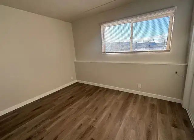 Property at 132 W Shoshone St, Pasco, WA, 99301, 1 bed, 1 bath, [object Object]