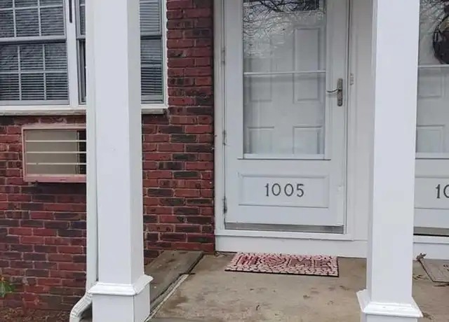 Property at 1005 Washington Dr, Ramsey, NJ, 07446, 2 beds, 1 bath, [object Object]