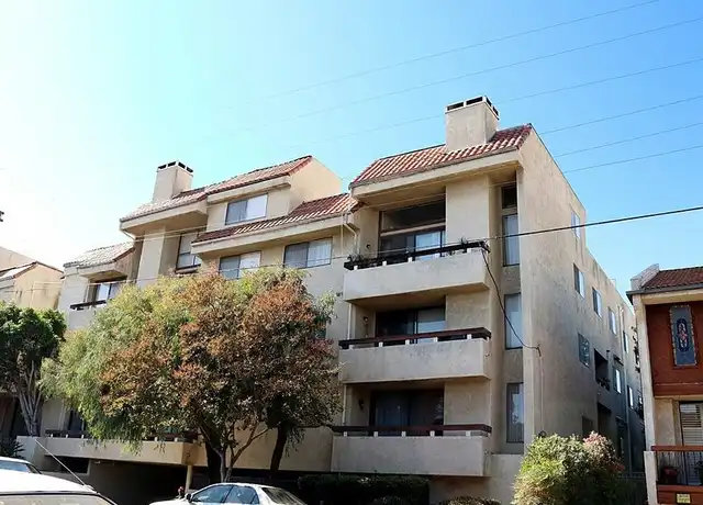 Property at 18000 Ventura Blvd Unit EstateSale, Encino, CA, 91316, 1 bed, 1 bath, [object Object]