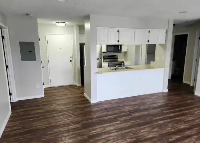Property at 4534 Douglas Ave #11, Des Moines, IA, 50310, 2 beds, 2 baths, [object Object]
