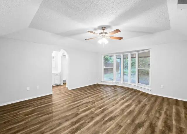 Property at 408 Cavender Ct, Hurst, TX, 76054, 4 beds, 2 baths, [object Object]