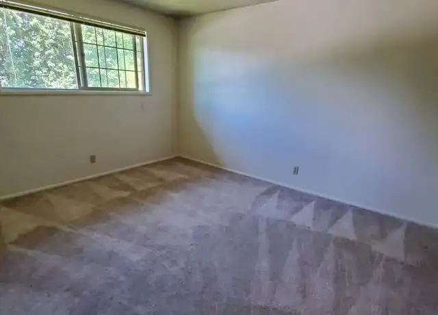 Property at 2365 Cal Young Rd Unit 16, Eugene, OR, 97401, 2 beds, 1 bath, [object Object]