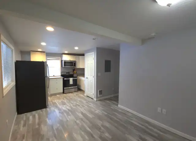 Property at 327 W Mullan Ave Unit 11, Osburn, ID, 83849, 2 beds, 1 bath, [object Object]