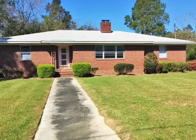 Property at 402 Clairborne Ave, Statesboro, GA, 30458, 5 beds, 2 baths, [object Object]