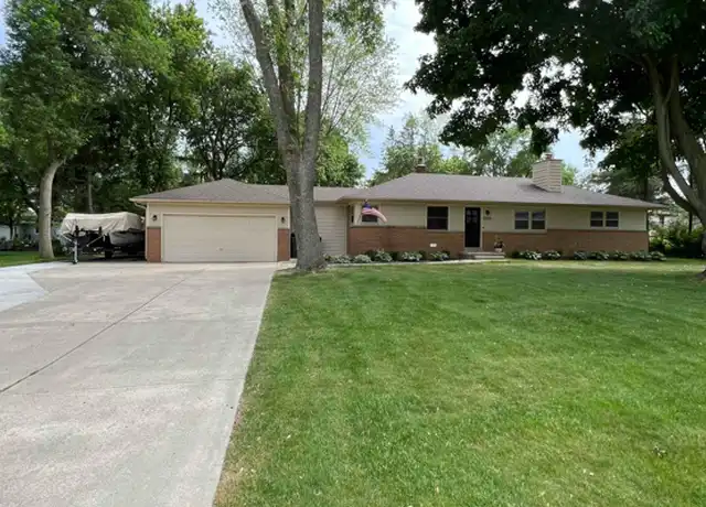 Property at 12525 W Joliet Cir, New Berlin, WI, 53151, 4 beds, 2.5 baths, [object Object]