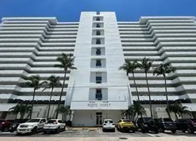 Property at 2200 NE 33rd Ave Unit 17G, Fort Lauderdale, FL, 33305, 1 bed, 1.5 baths, [object Object]