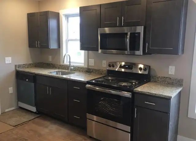Property at 414 Haven St Unit 10, Eaton Rapids, MI, 48827, 3 beds, 2 baths, [object Object]