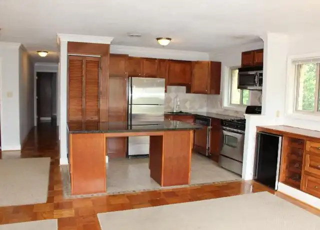 Property at 1415 N Oak St, Arlington, VA, 22209, 1 bed, 1 bath, [object Object]