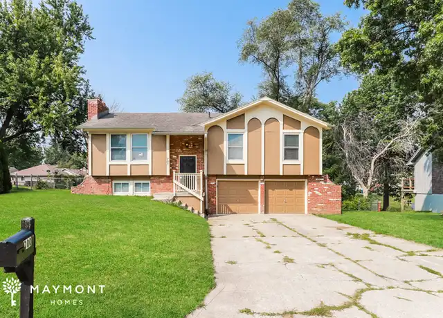 Property at 700 Zay Dr, Excelsior Springs, MO, 64024, 3 beds, 2 baths, [object Object]