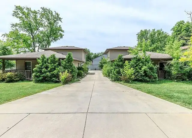 Property at Regency Court Apartments - 1616 S Henderson St, Bloomington, IN, 47401, 4 beds, 3.5 baths, [object Object]