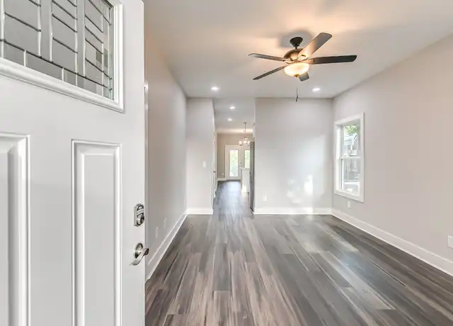 Property at 819 Fairview Dr, Columbia, TN, 38401, 3 beds, 2 baths, [object Object]