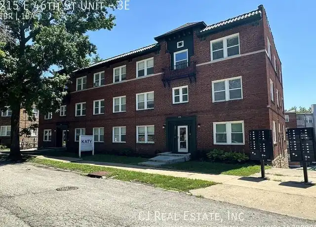 Property at 215 E 46th St Unit 3E, Kansas City, MO, 64112, 1 bed, 1 bath, [object Object]