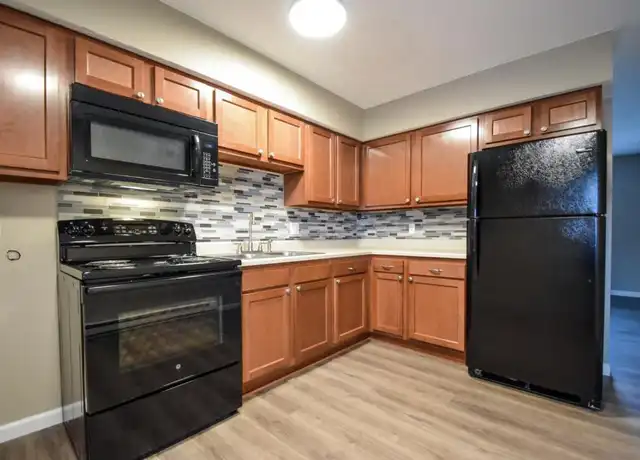 Property at 3395 Lilac Ln, Troy, OH, 45373, 2 beds, 1 bath, [object Object]