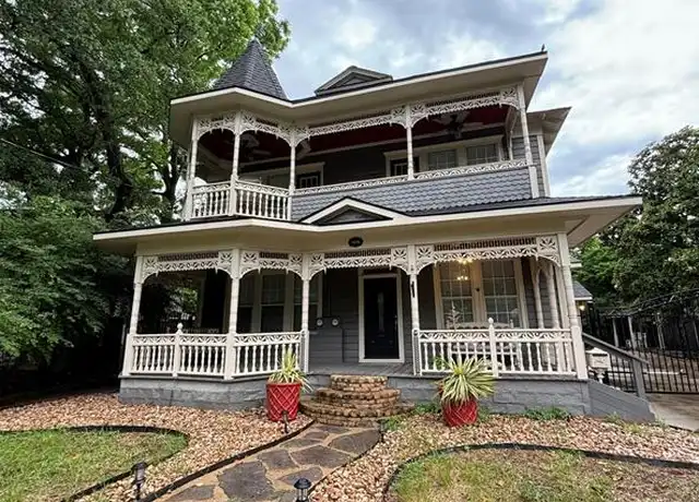 Property at 506 W Baylor St Unit A, Ennis, TX, 75119, 1 bed, 1 bath, [object Object]