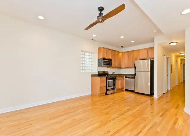 Property at Kenmore Prairie Apartments - 5510 N Kenmore Ave, Chicago, IL, 60640, 2 beds, 1 bath, [object Object]