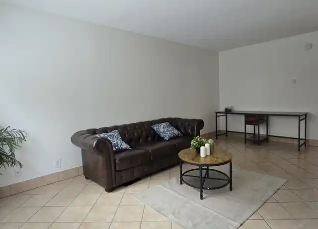 Property at 647 Olive Ave Unit 2, Long Beach, CA, 90813, 2 beds, 1.5 baths, [object Object]
