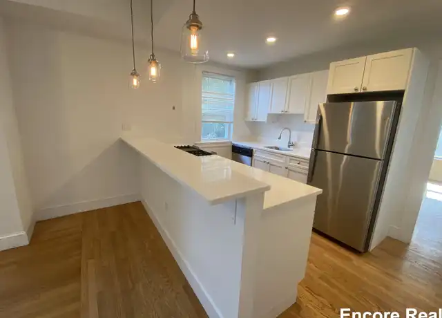 Property at 38 Newton St Unit 2, Brighton, MA, 02135, 4 beds, 1 bath, [object Object]