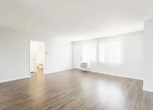 Property at 18407 Dearborn St Unit 218, Northridge, CA, 91325, 1 bed, 1 bath, [object Object]