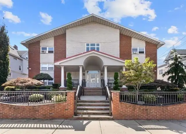 Property at 34 E 32nd St Unit C4, Bayonne, NJ, 07002, 1 bed, 1 bath, [object Object]