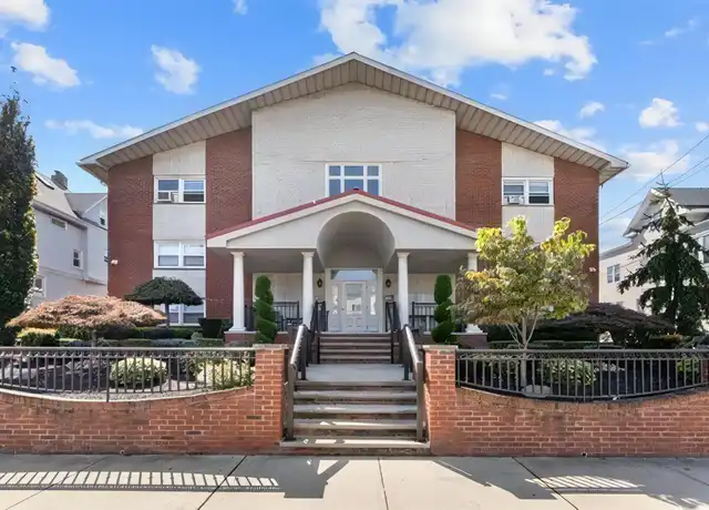 Property at 34 E 32nd St Unit C4, Bayonne, NJ, 07002, 1 bed, 1 bath, [object Object]