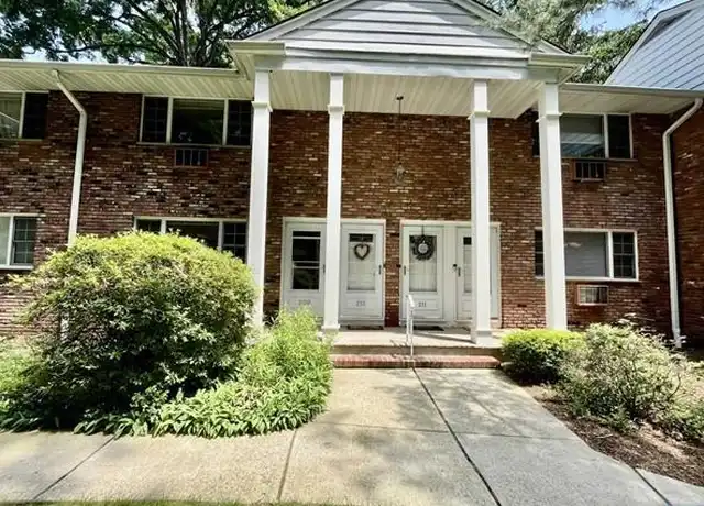 Property at 209 Washington Dr, Ramsey, NJ, 07446, 1 bed, 1 bath, [object Object]