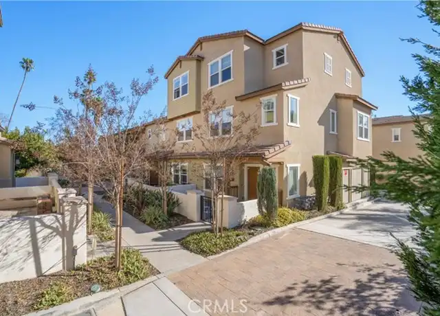 Property at 281 N Mar Vista Ave #8, Pasadena, CA, 91106, 3 beds, 3.5 baths, [object Object]