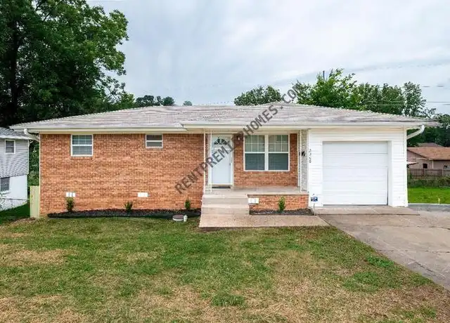 Property at 2208 Coors Dr, North Little Rock, AR, 72118, 3 beds, 2 baths, [object Object]