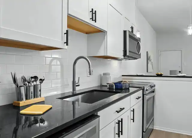 Property at 2627 Douglas Ave Unit 17702, Dallas, TX, 75219, 2 beds, 2 baths, [object Object]