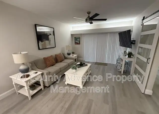Property at 36750 US Highway 19 N Unit 3-110, Palm Harbor, FL, 34684, 1 bed, 1 bath, [object Object]