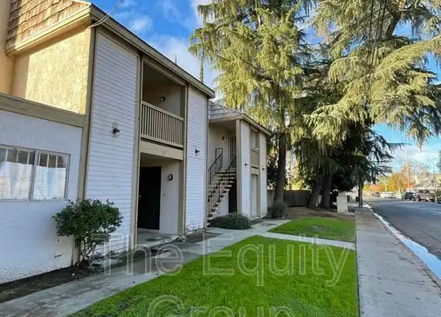 Property at 1305 S Court St, Visalia, CA, 93277, 2 beds, 1 bath, [object Object]