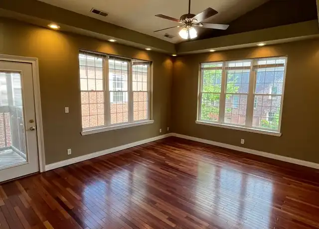 Property at 1407 Wilson Ave Apt 202, Columbia, MO, 65201, 4 beds, 2.5 baths, [object Object]