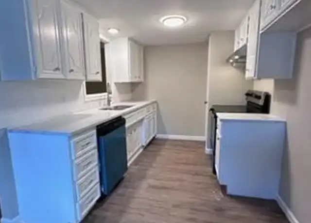 Property at 921 S Valentine Dr, Sherman, TX, 75090, 3 beds, 2 baths, [object Object]