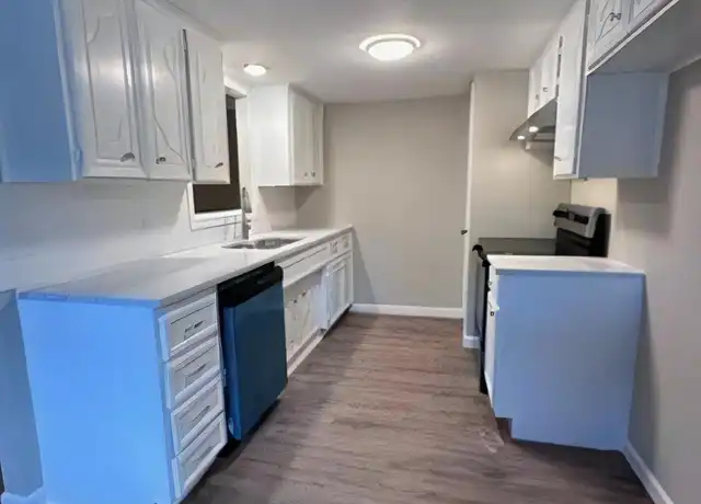 Property at 921 S Valentine Dr, Sherman, TX, 75090, 3 beds, 2 baths, [object Object]