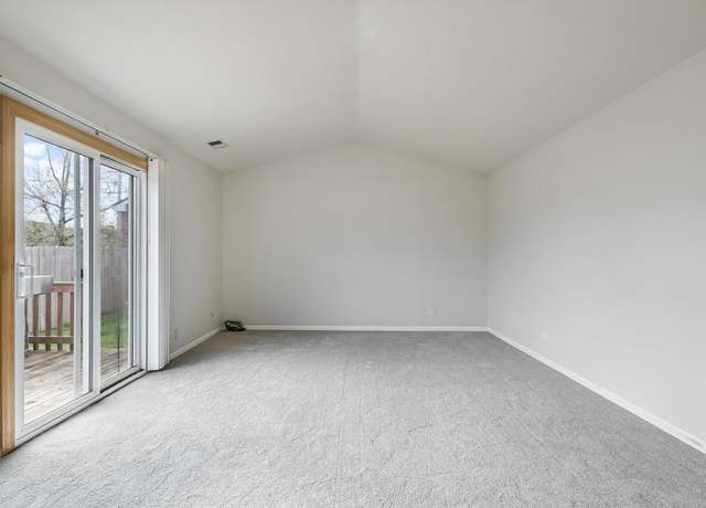 Photo of 1005 Thomas Blvd, Mundelein, IL 60060