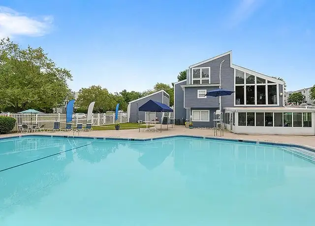 Photo of 537 Tranquil Ct, Odenton, MD 21113