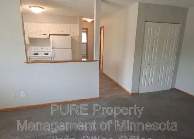 Property at 5848 2nd St NE Unit 5, Minneapolis, MN, 55432, 2 beds, 1 bath, [object Object]