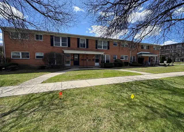 Property at 2817 W 13 Mile Rd #1, Royal Oak, MI, 48073, 2 beds, 1 bath, [object Object]