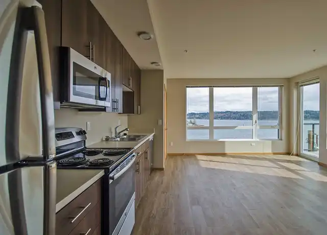 Property at Spyglass Hill Apartments - 646 Highland Ave, Bremerton, WA, 98337, 1 bed, 1 bath, [object Object]