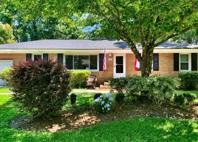 Property at 1811 Biltmore Dr, Charleston, SC, 29412, 3 beds, 2 baths, [object Object]