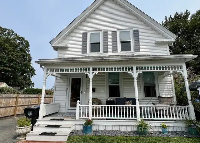 Property at 40 Central St Unit 2, Whitman, MA, 02382, 1 bed, 1 bath, [object Object]