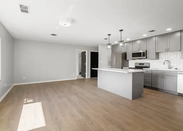 Property at 2699 E Main St Unit B, Bexley, OH, 43209, 2 beds, 2 baths, [object Object]