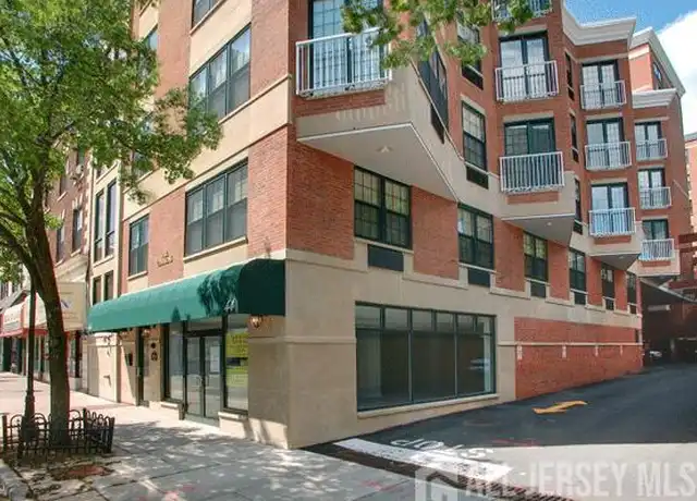 Property at 7 Prospect St, Morristown, NJ, 07960, 2 beds, 2 baths, [object Object]