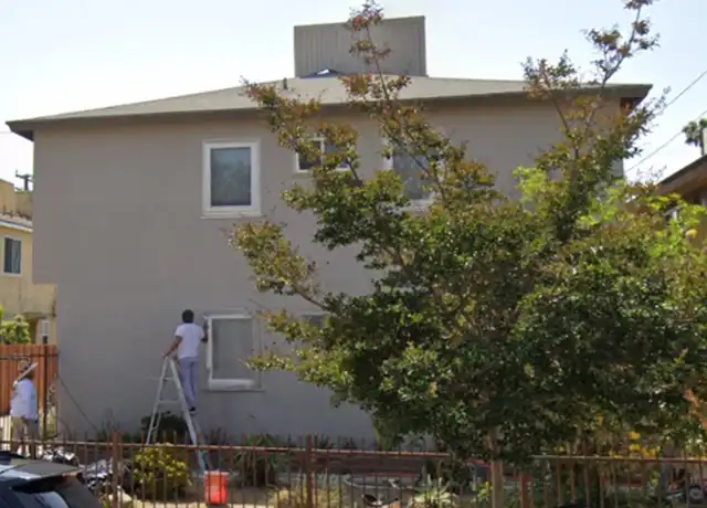 Property at 721 S Grevillea Ave Unit 2, Inglewood, CA, 90301, 2 beds, 1 bath, [object Object]