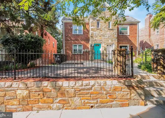 Property at 515 Oakwood St SE, Washington, DC, 20032, 1 bed, 1 bath, [object Object]