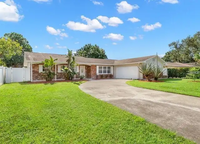 Property at 3921 W Eden Roc Cir, Tampa, FL, 33634, 4 beds, 3 baths, [object Object]