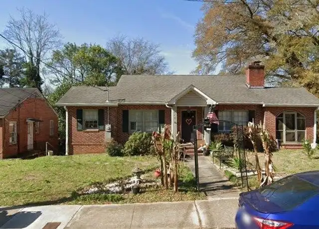 Property at 870 Laurel Ave, Macon, GA, 31211, 3 beds, 2 baths, [object Object]