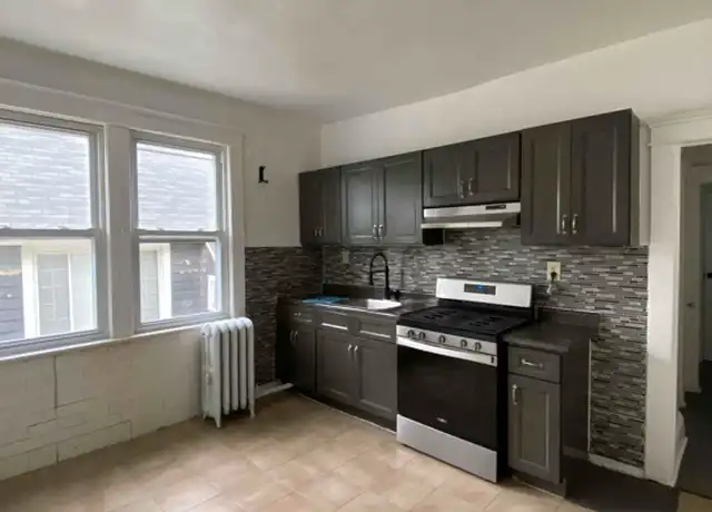 Property at 225 Water St Unit 2, Perth Amboy, NJ, 08861, 3 beds, 1 bath, [object Object]