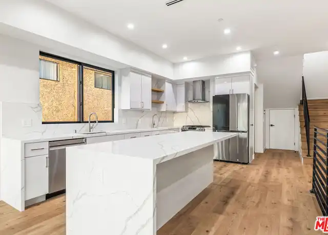 Property at 5120 Laurel Canyon Blvd, Valley Village, CA, 91607, 4 beds, 4 baths, [object Object]