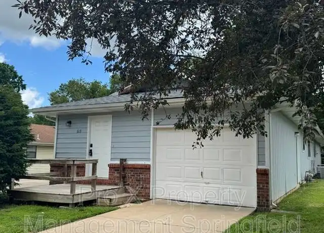 Property at 613 W Edgewood St, Springfield, MO, 65807, 2 beds, 1 bath, [object Object]