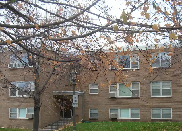 Property at 138 Arundel St Unit 102, St Paul, MN, 55102, 1 bed, 1 bath, [object Object]